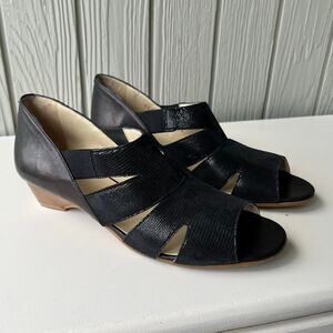 Amalfi by Rangoni Black Denver Leather Cut-Out Wedge Sandals 9.5